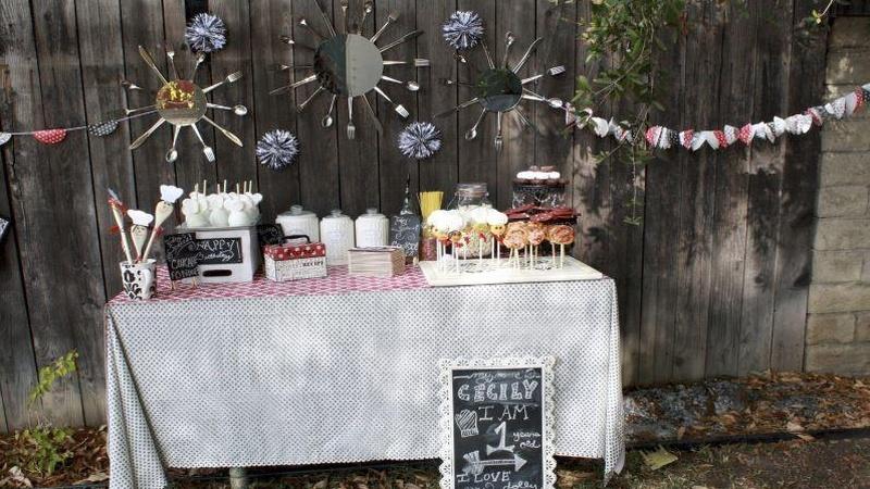 Image of 796 x 476 chef birthday party table