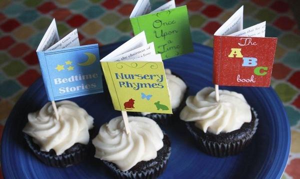 Image of 796 x 476 Cupcake Toppers.