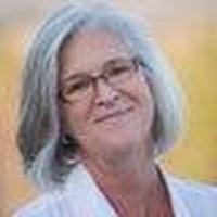 Vicki Hoefle photo