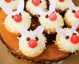 Coconut bunny cupcakes.