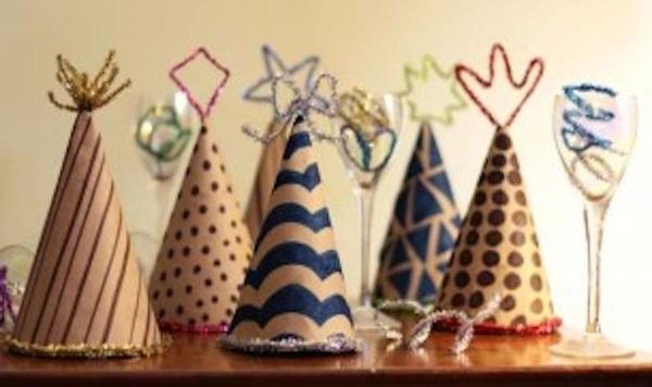 Image family party hats feature