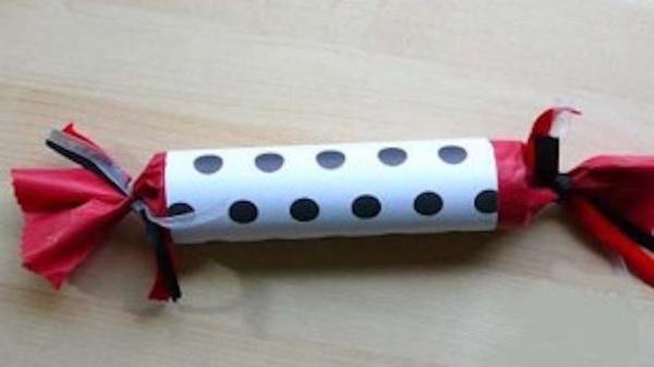 Image of party poppers feature