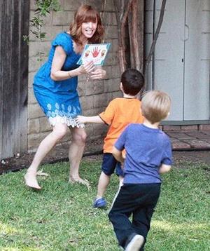 Parent and children playing Daniel Tiger Stop Go game at Daniel Tiger birthday party