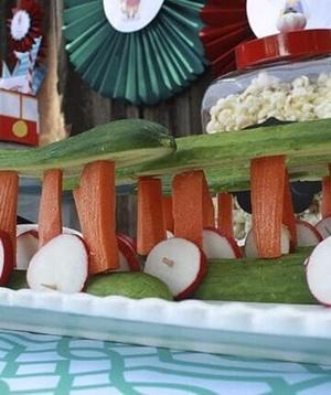 Daniel Tiger birthday party vegetable trolley tray