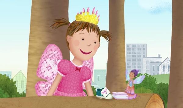 Pinkalicious talking to a fairy.