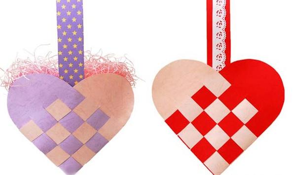 Image of Woven Heart Baskets craft.